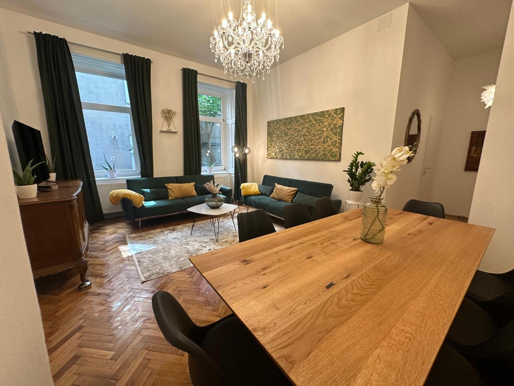 Central Apartment In Viennese Old Building Eksteriør bilde