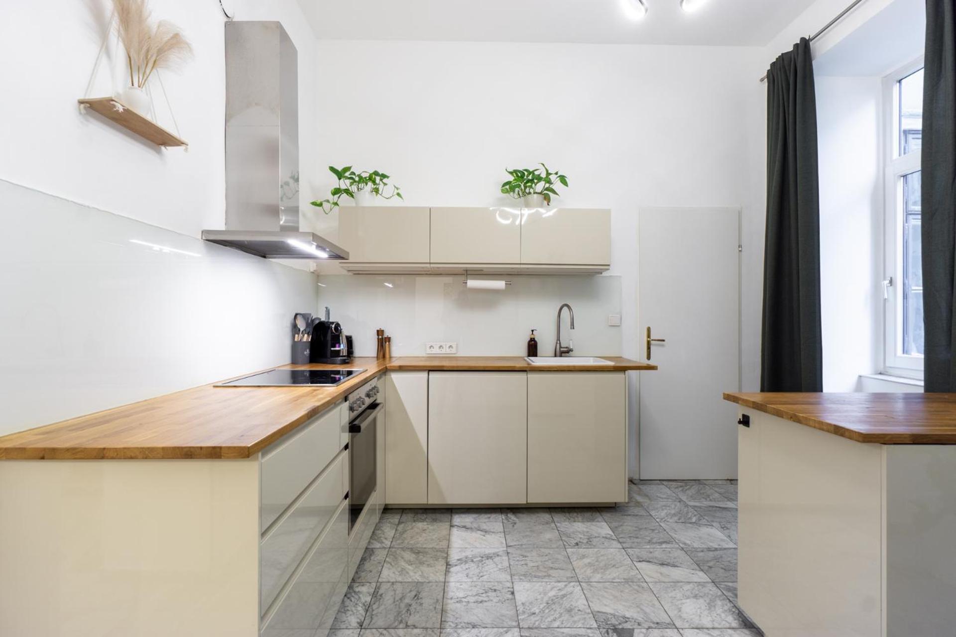 Central Apartment In Viennese Old Building Eksteriør bilde